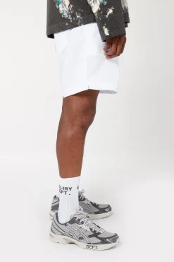 CLEAN WHITE SOCKS