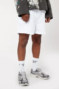 CLEAN WHITE SOCKS