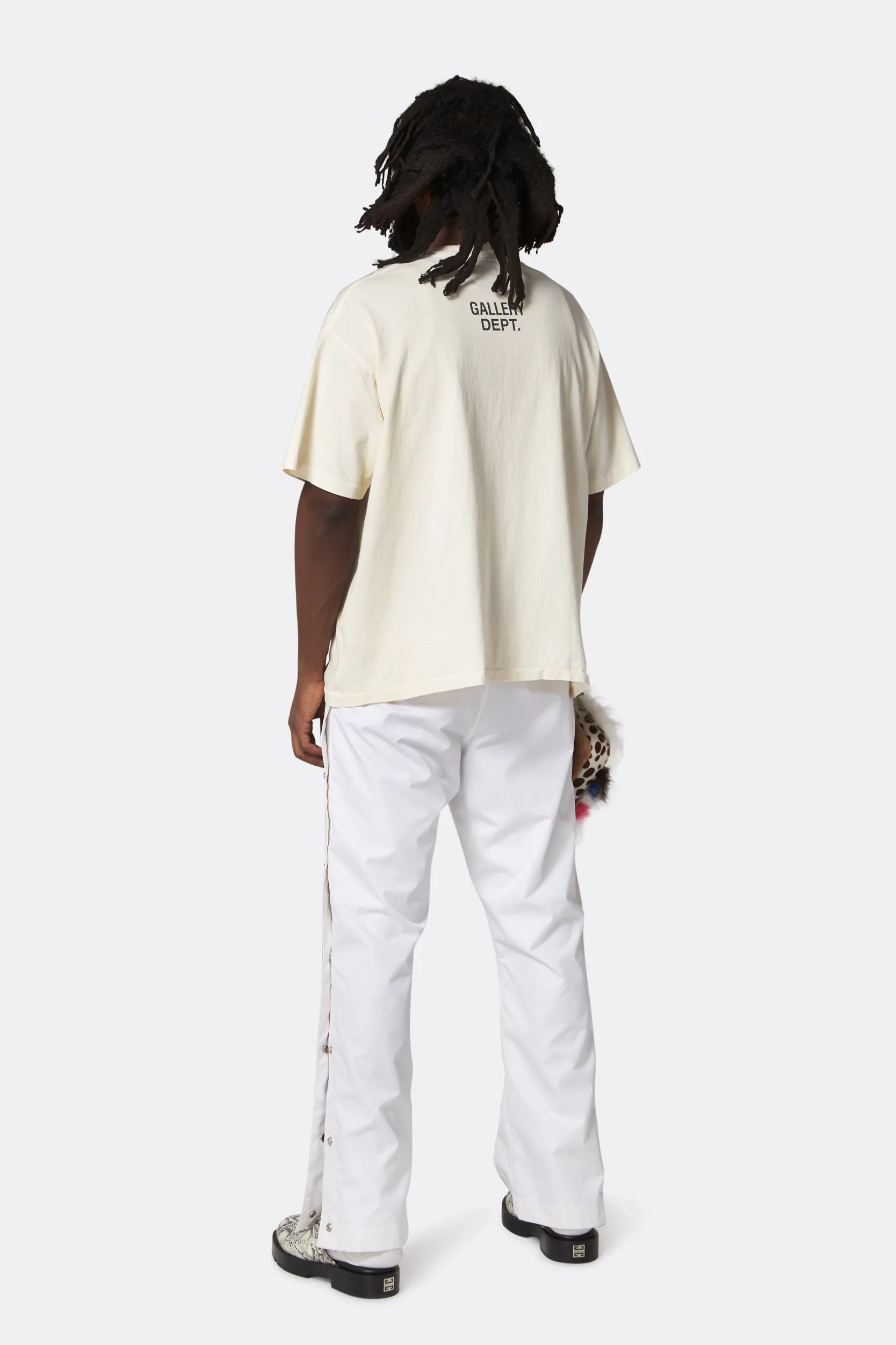 STOP BEING RACIST TEE